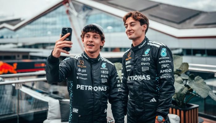 Azerbaijan Gp Russell Takes Pole As Antonellis Crash Opens Door In F1 Title Fight