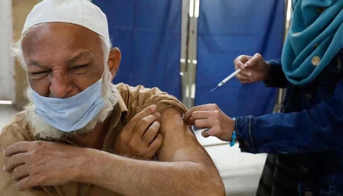 Umrah Pilgrims Charged Rs4500 For Three Vaccines Including Non Mandatory Flu Shot