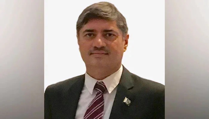 Dr Fakhre Alam Becomes 7th Health Secretary In 18 Months