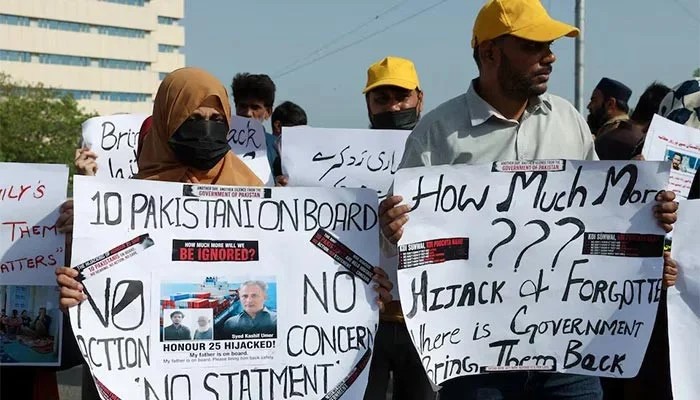 Pakistan seeks IMO's urgent intervention to secure release of held seafarers