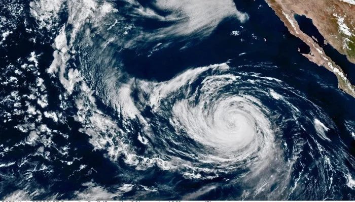 Hurricane Rachel's Forecast Path Now Reaches Southern California