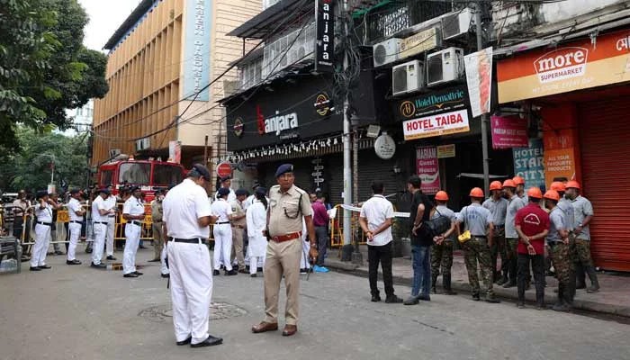 At Least Nine Killed In Hotel Fire In Indias Kolkata