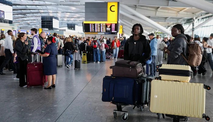 UK air traffic control outage caused by software defect, says operator