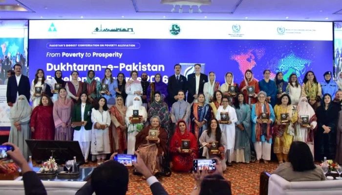 Pakistan Civil Services Academy and Fudan University Discuss Cooperation on Poverty Alleviation and Governance