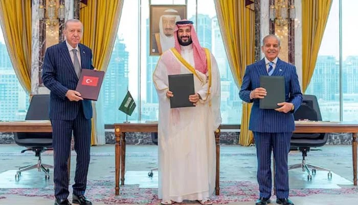 Pakistan's Makkah dilemma: Houthi advance in Yemen and the joint defence pact test