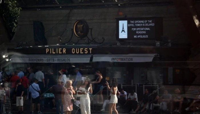 Eiffel Tower Row Erupts Over Women Allegedly Removed For Hindu Group
