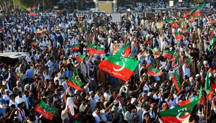 Half A Dozen Backchannel Meetings Fail To Break Pti Govt Deadlock