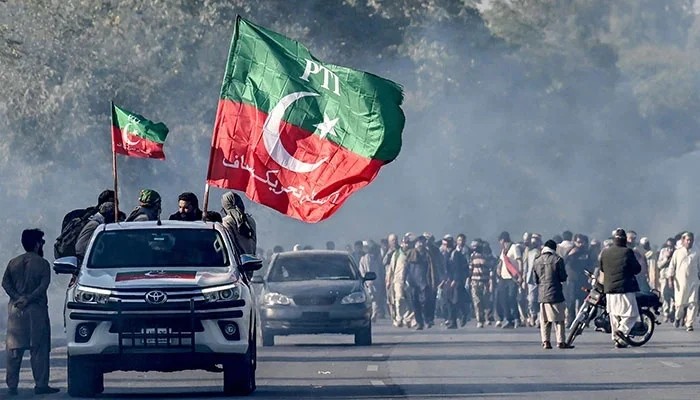 Political Strategy: Pakistan Tehreek-e-Insaf (PTI) Defends Move To Postpone Islamabad March