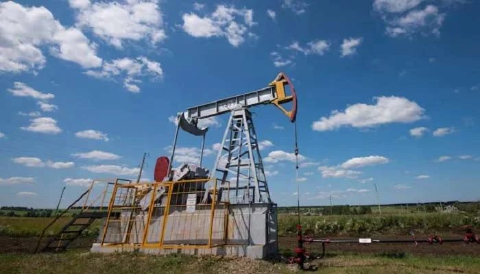 Crude Oil Imports Jump 62% in August Amid Supply Concerns