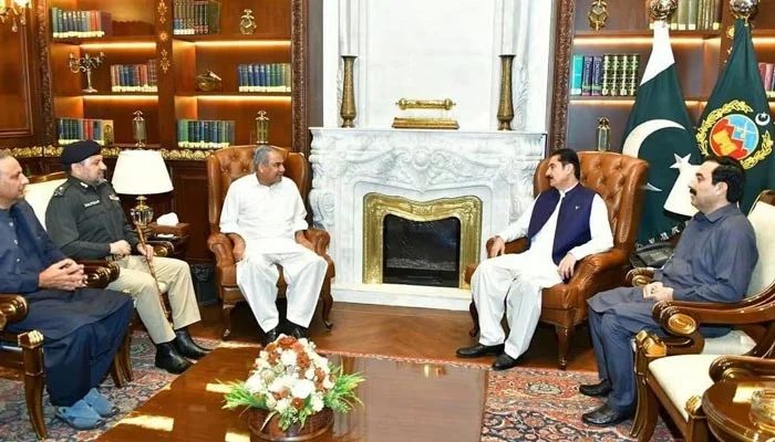 KP Governor Agrees To Play Constitutional Role If Centre Deems Emergency Necessary