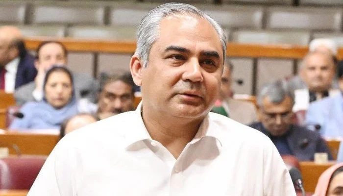 Political Chief Fuming Over Missed KP Governorship Under Naqvi Watch