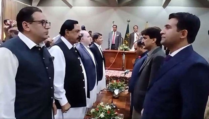 8-Member AJK Cabinet Takes Oath