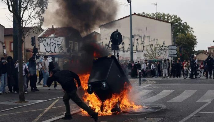 France Protests Everything You Need To Know About Student Led Unrest