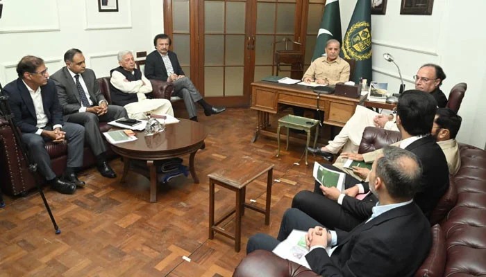 Rs3bn Risk Pool to Expand Export Credit Insurance Access for SMEs: PM
