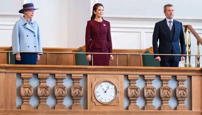 Royal Roadblock: Danish King and Queen tangle with rope at Parliament