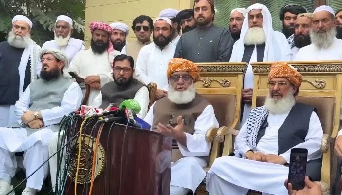 No-confidence option open if Pakistan Peoples Party (PPP) quits govt: Fazl