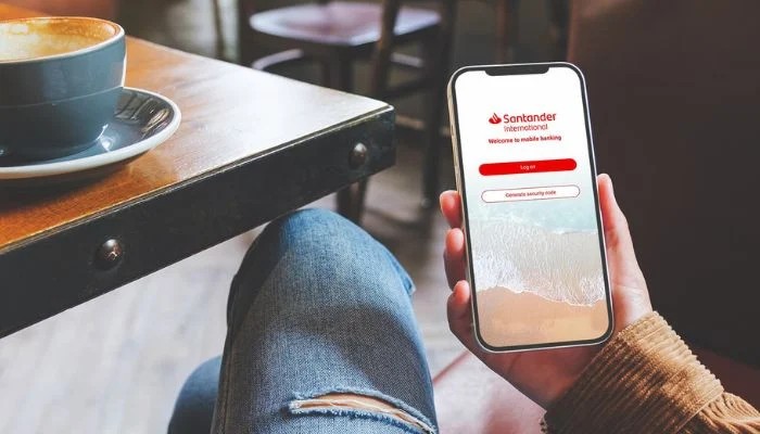 Santander App Goes Down What To Do If Outage Costs You Money