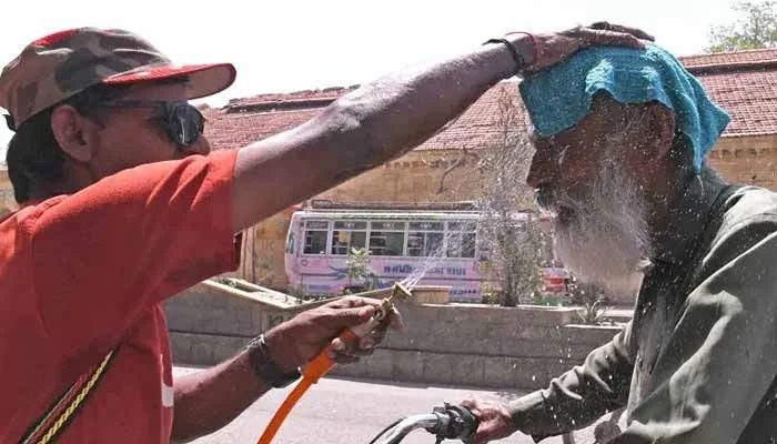 PMD forecasts hotter weather for Karachi starting Monday