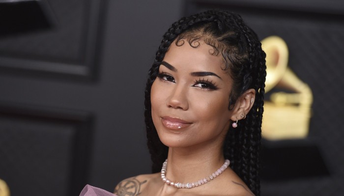 Jhene Aiko Thanks Fans As Westside Whimsy Becomes Her First No. 1 Album