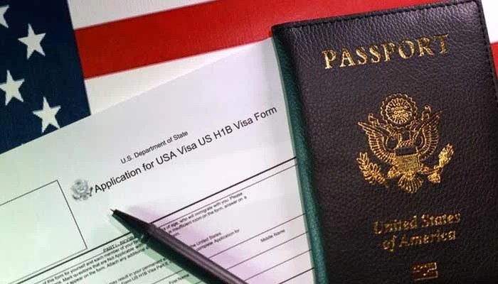 Trump Extends Push For $100,000 H-1B Visas By Another Year