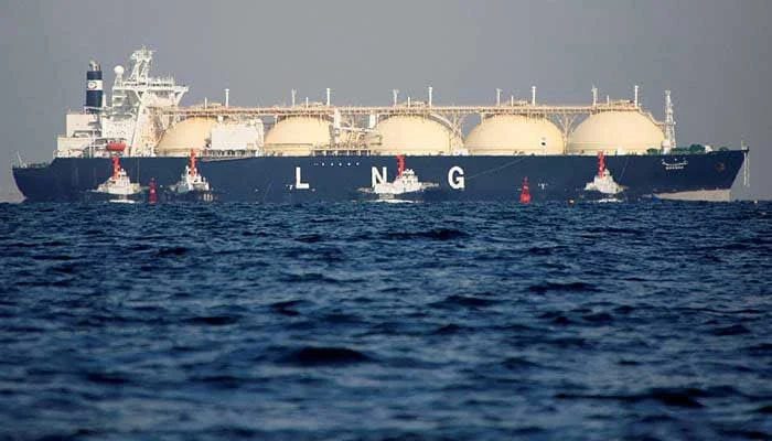 Mideast Tensions: Govt Weighs Letting Private Firms Directly Import LNG