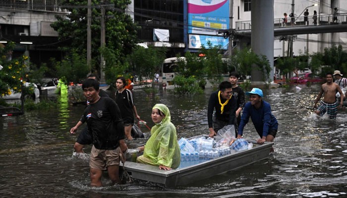 Bangkok Floods Send Thousands Into Shelters After Days Of Rain