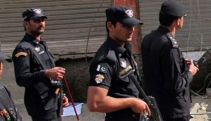 SHO, Guard Martyred In Karak Attack
