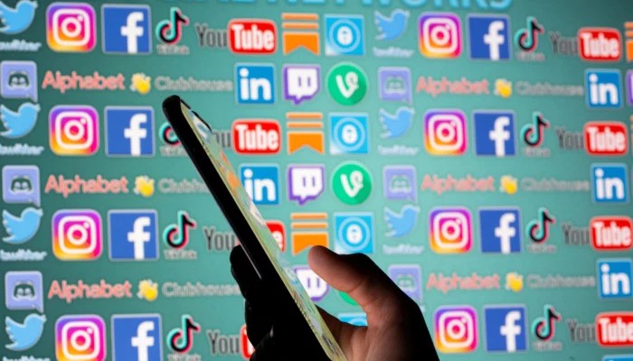 Govt Moves To Restrict Childrens Social Media Use Considers Age Limit Sources