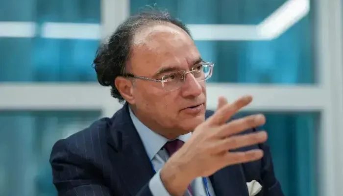 Aurangzeb to hold over 60 engagements at World Bank-IMF meetings