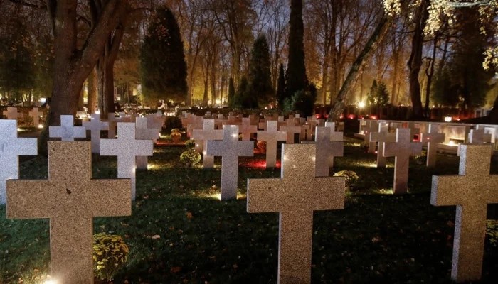 Parliamentary Caucus Reviews Minority Graveyards Issues