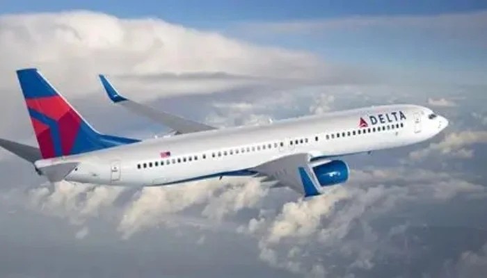 Delta LA-Boston Flight Diverts To Detroit After Captain Falls Ill Mid-Air