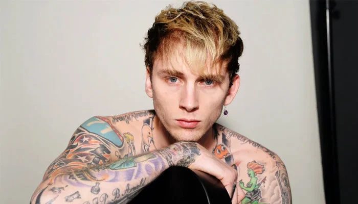 Machine Gun Kelly Slams Fake Post With A Blunt Statement