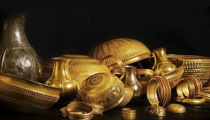 Four-Minute Gold Rush: Bronze Age Treasure Stolen in Daring Spanish Museum Heist