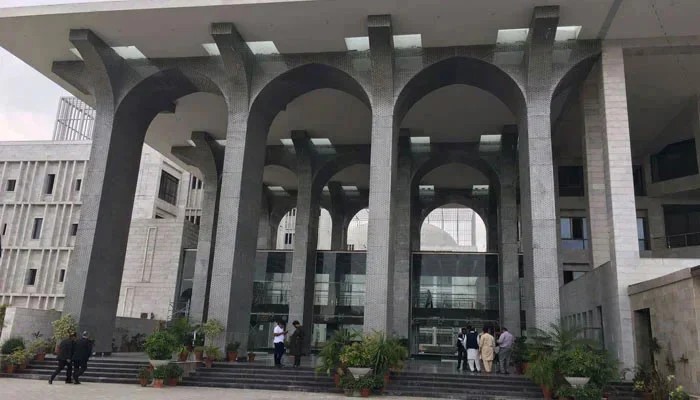 Ihc Sets Aside Judgment Declaring Navy Farms Sailing Club Illegal