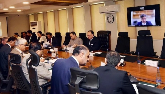 Some Soes Earn Rs423bn In H1 Fy26 Others Lose Rs343bn