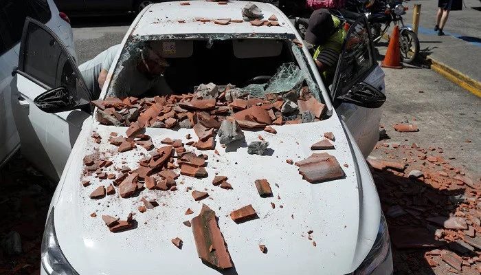 7.7 Magnitude Earthquake Rocks Panama, Damages Homes And Halts Flights