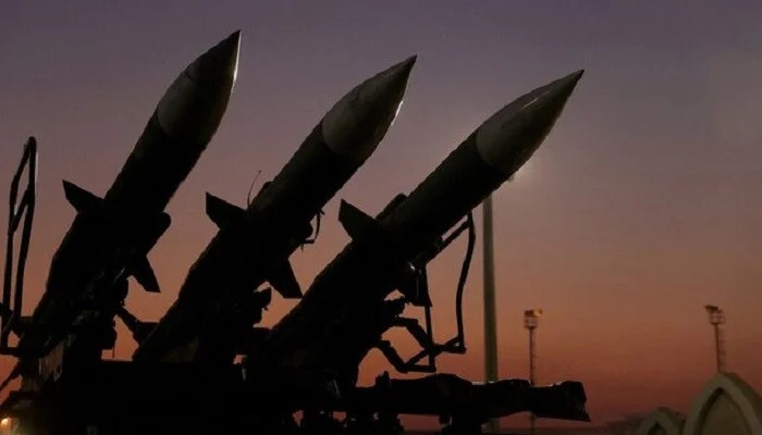 US Vows to Tighten Financial Sanctions on Iran as Tehran Warns of Sweeping Retaliation