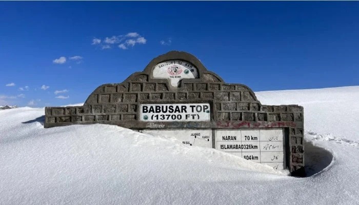 Babusar Top Receives Snowfall