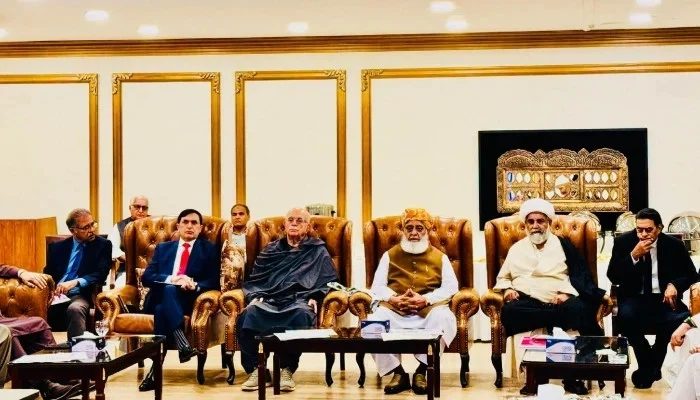 Opposition Leadership Convenes Emergency Meeting Over KP Crisis