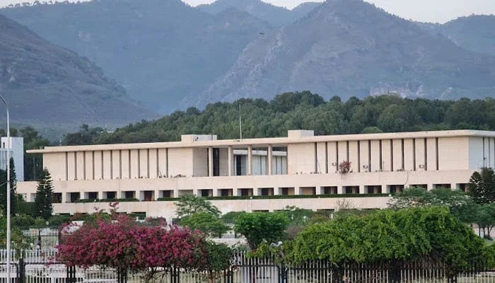 ML&C Addl DG Manzoor Transferred in Bureaucracy Reshuffle