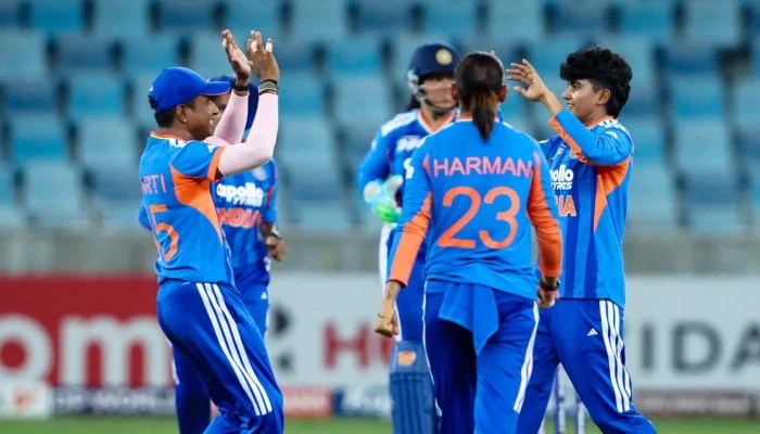 India thrash Pakistan by seven wickets in Women's T20 Asia Cup