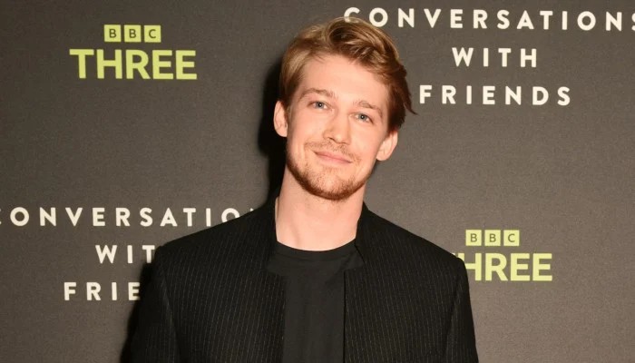 Joe Alwyn opens debate about 'loss of privacy' with strong message