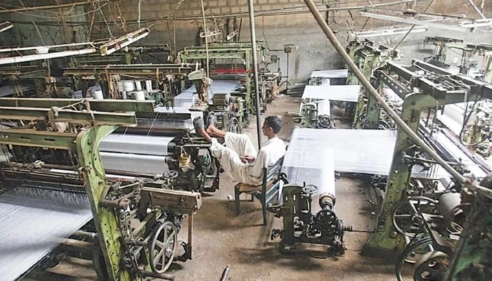 Textile Exports Up 2 8pc Machinery Imports Down 46 4pc In August