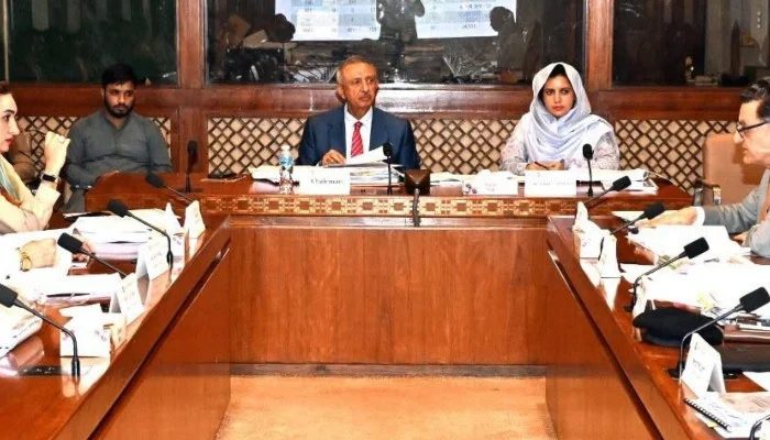 Absence Of Railways Minister Angers Senate Panel