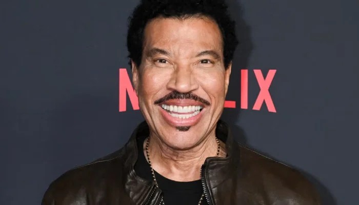 Lionel Richie Hospitalized in ICU After St. Louis Concert