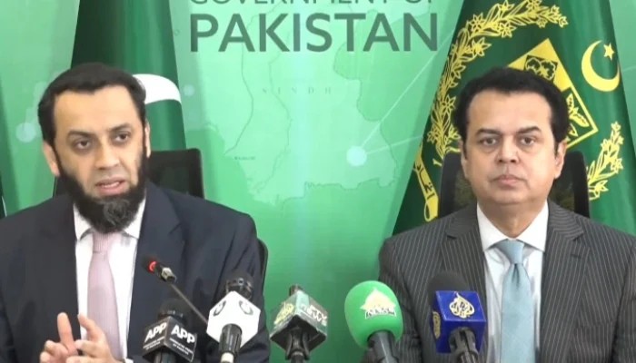 Pakistan Tehreek-e-Insaf (PTI) must choose between Pakistan and Afghanistan, says Tarar