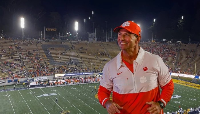 Dabo Swinney lauds Clemson's toughness after 24-10 win over Bears