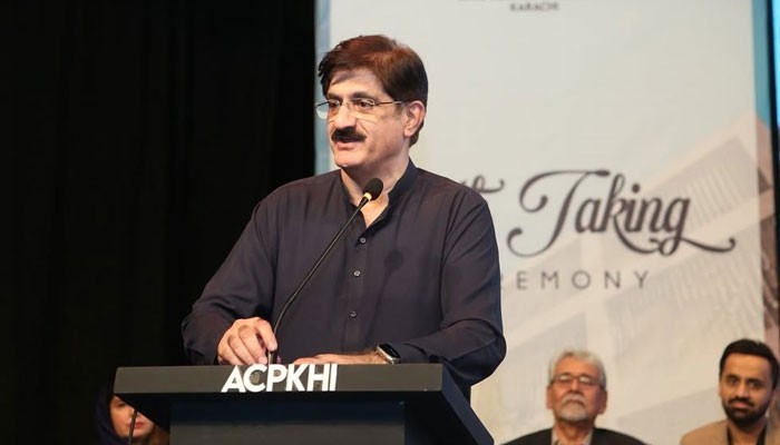 CM Reviews Sukkur, Karachi, Hyderabad Airport Projects, Assures PAA of Support
