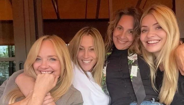 Holly Willoughby puts show drama aside for fun girls' weekend