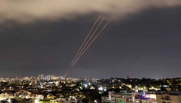 Iran claims attacks on US military bases in Jordan after strikes on Larak Island
